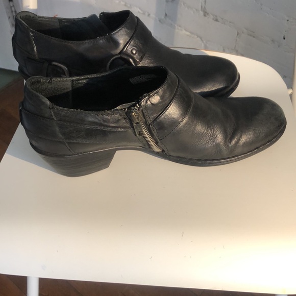 Born Leather Shoes With Buckles - Picture 4 of 16